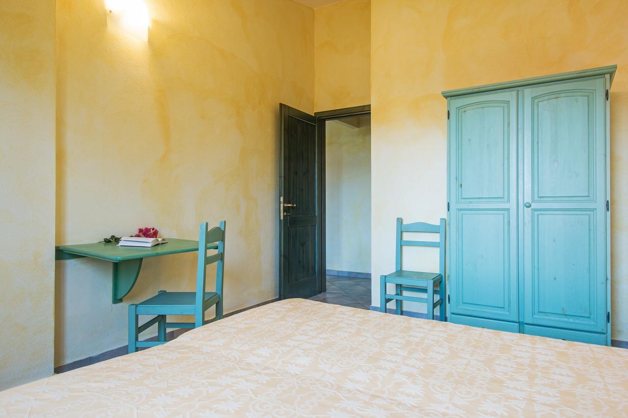 Residenza Gli Ontani Hotel Орозеи Екстериор снимка