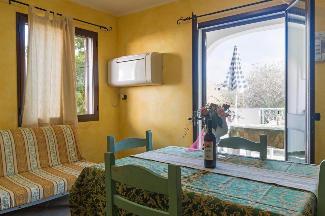 Residenza Gli Ontani Hotel Орозеи Екстериор снимка